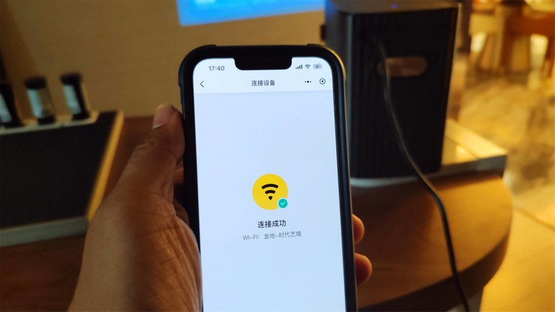 小区电影活动首次使用酷开智能投影X5，效果惊艳！