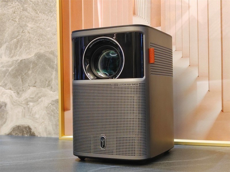 小区电影活动首次使用酷开智能投影X5，效果惊艳！