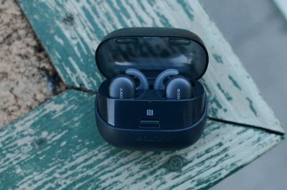 游泳时也能听音乐？四款黑科技带来边听边游新体验