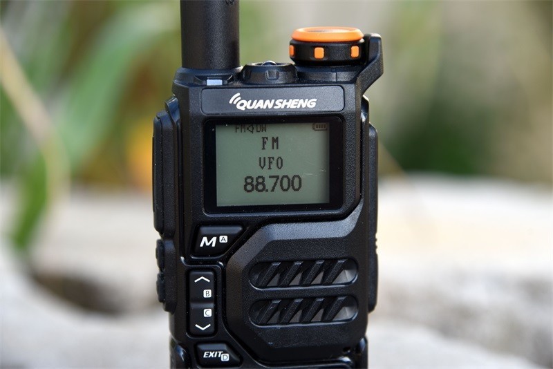 泉盛UV-K5对讲机---开箱篇