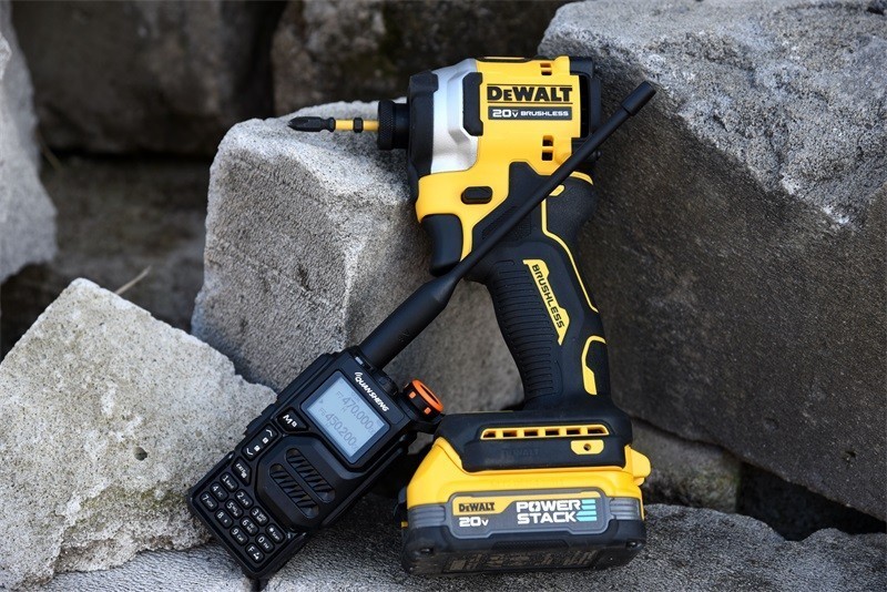 泉盛UV-K5对讲机---开箱篇