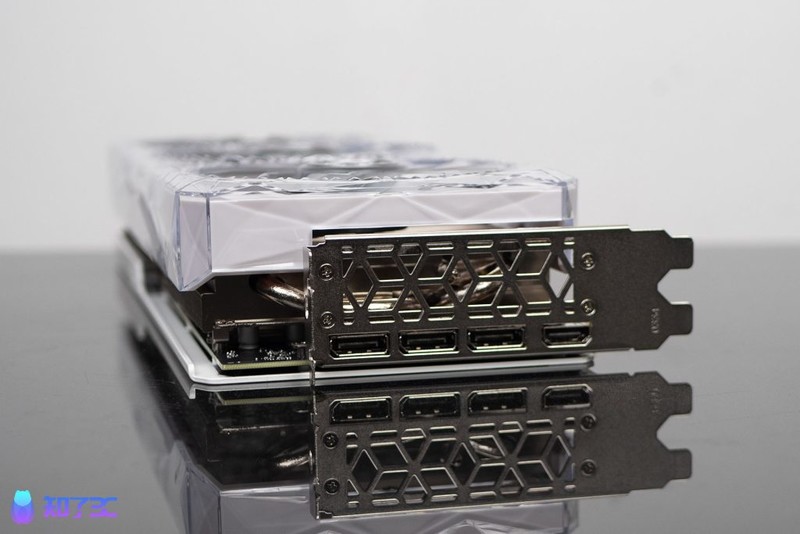 影驰 RTX4070 SUPER星曜OC首发评测：AIGC+游戏的双重利刃！