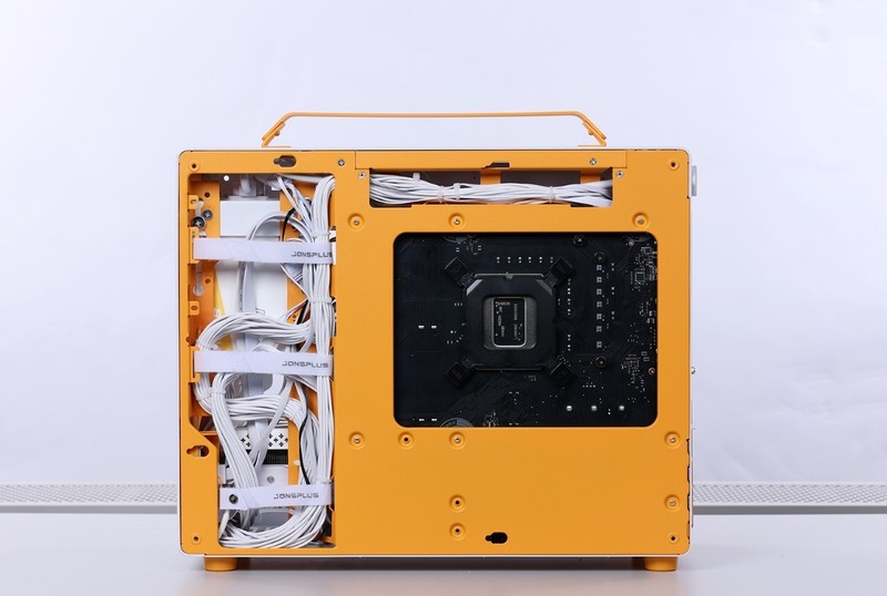 橙白小清新，不用花钱改色！乔思伯Z20搭配14600K+4070Ti Super装机