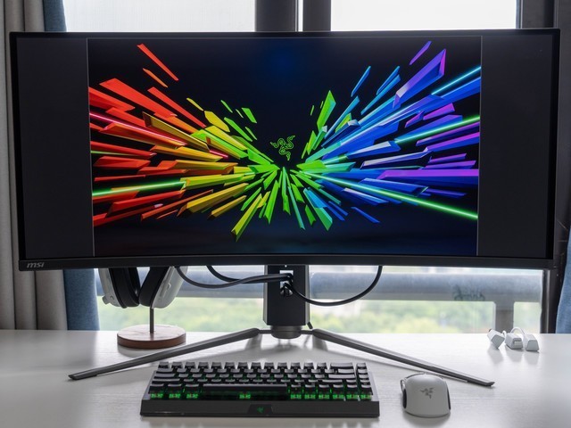 可玩性拉满的全能小键盘，雷蛇黑寡妇蜘蛛V4迷你无线版晒单