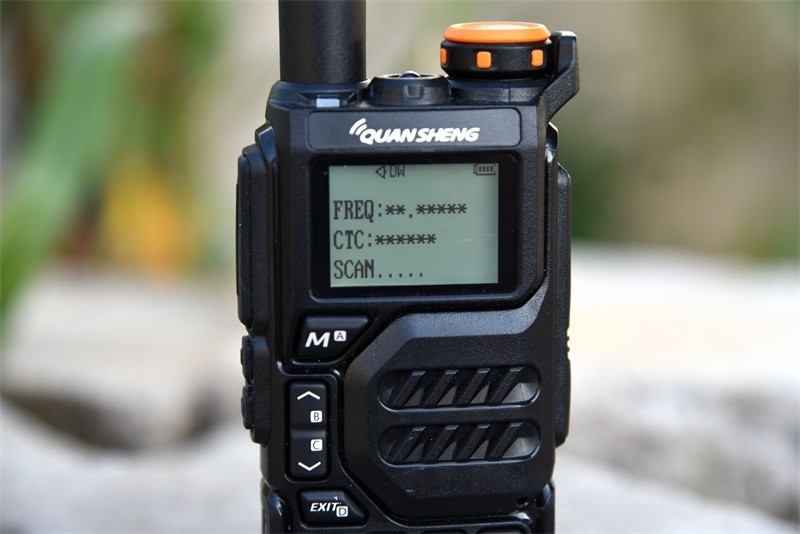 泉盛UV-K5对讲机---开箱篇