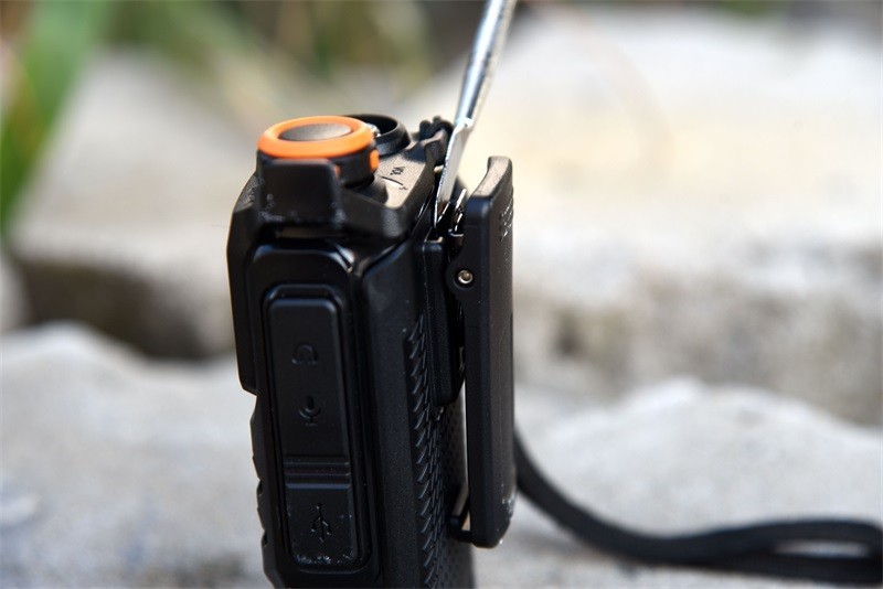 泉盛UV-K5对讲机---开箱篇