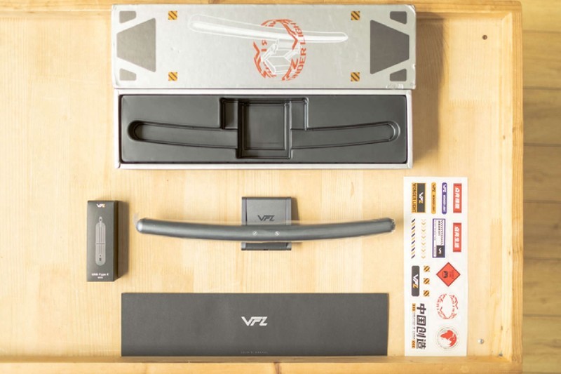 价廉物美，做工优秀，操控简单，VFZ曲面屏挂灯开箱