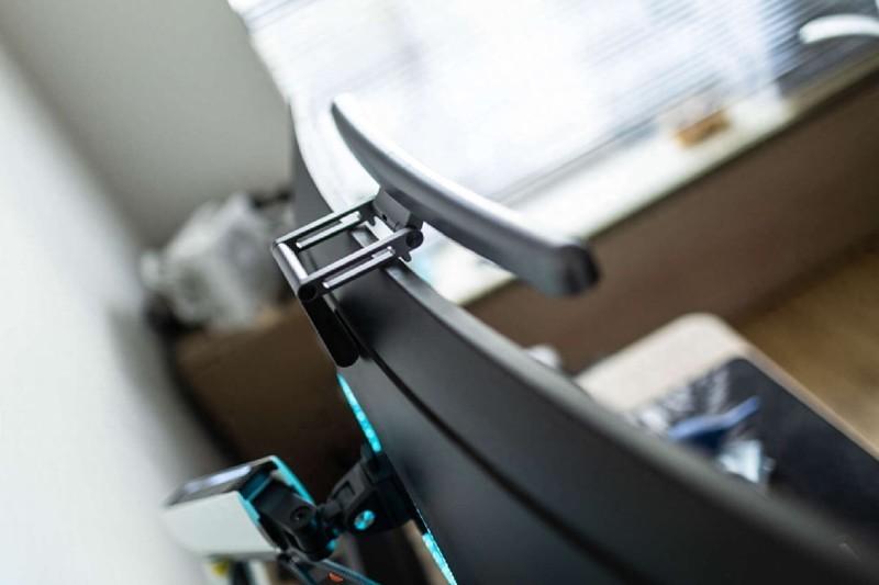 价廉物美，做工优秀，操控简单，VFZ曲面屏挂灯开箱