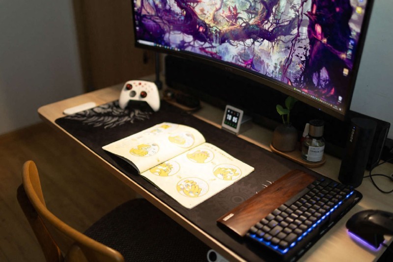 价廉物美，做工优秀，操控简单，VFZ曲面屏挂灯开箱