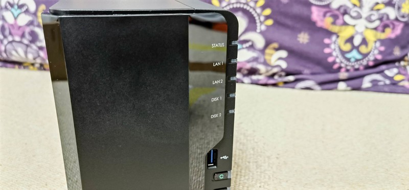 拔草记：黑裙转白，入手心心念念的群晖DS220+