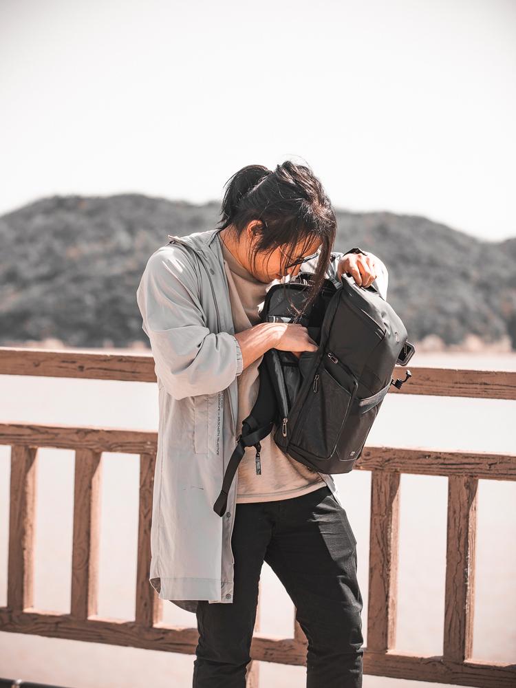 每个人都有好多包包，光影行星纪元双肩包开箱体验