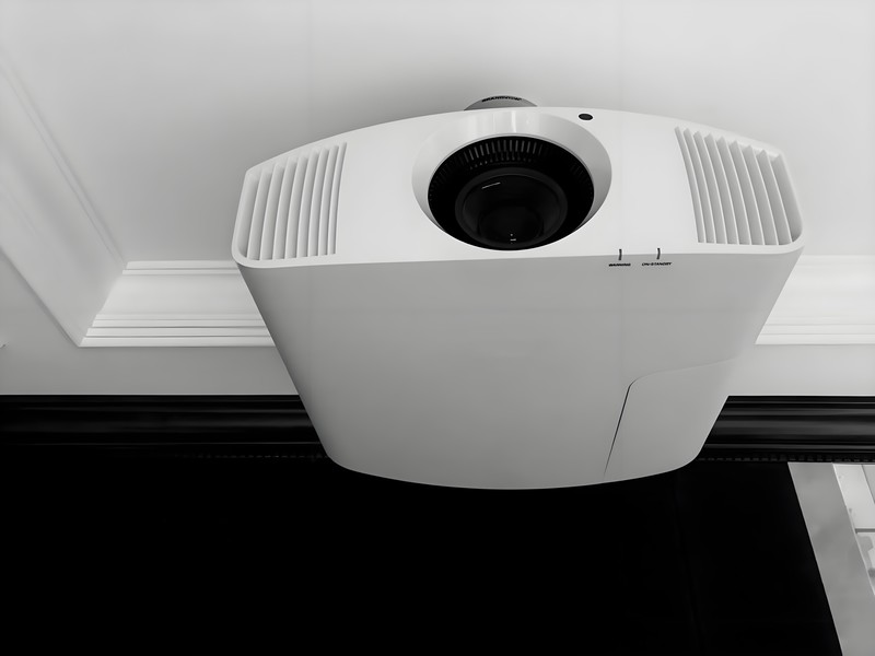 把电影院搬回家，一步到位之选， Vidda C2S 4K 三色激光投影