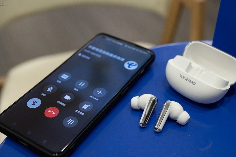 音质更细腻，时尚与舒适兼备，唐麦M5耳机体验