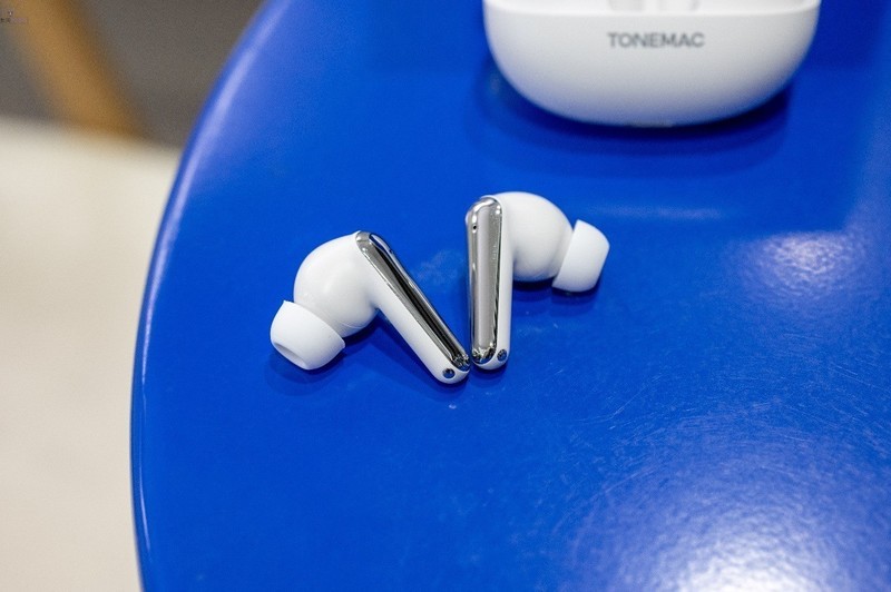 音质更细腻，时尚与舒适兼备，唐麦M5耳机体验