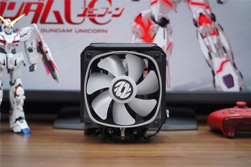 弯道超车？旗舰风冷搭载显示屏，泽洛幻瞳BEG600带你迈进新纪元！