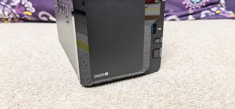 拔草记：黑裙转白，入手心心念念的群晖DS220+