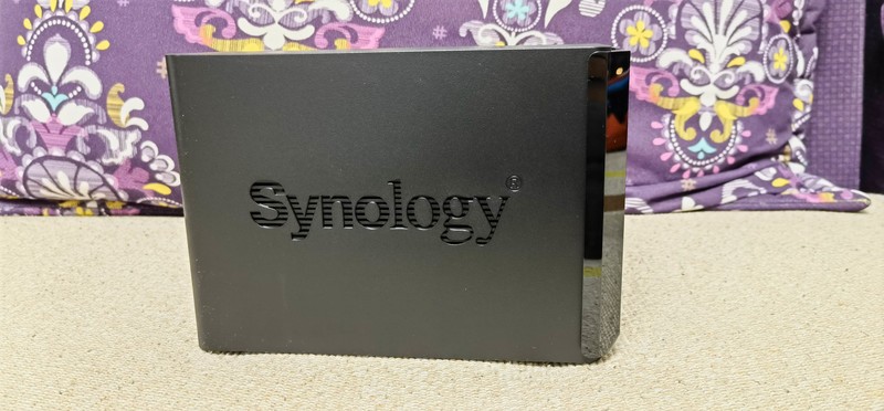 拔草记：黑裙转白，入手心心念念的群晖DS220+