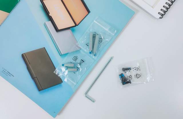 工作轻松三联屏，联合创新49吋显示器深度体验：5K分辨率+120Hz