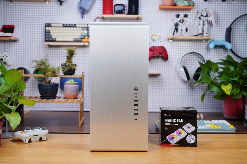 镁铝合金材质，打造乔思伯UMX6S机箱的优秀品质，值得你拥有！