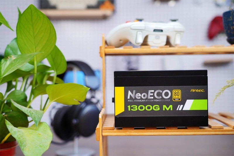 镁铝合金材质，打造乔思伯UMX6S机箱的优秀品质，值得你拥有！