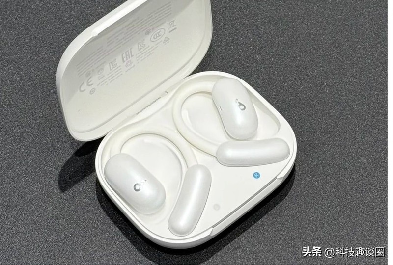 蓝牙耳机推荐性价比高2025 ChMkLWhwyImIKju_AALbXwM78vEAAA6fwKvYIEAAtt3297.jpg