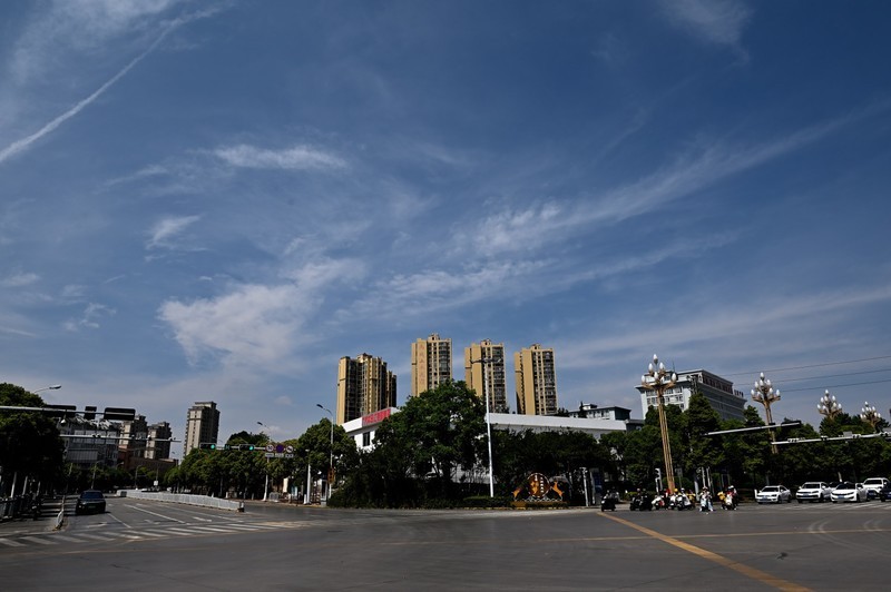 春末宁静的小城