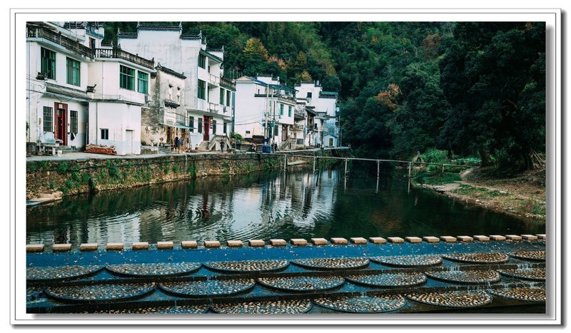 旅途中一一长溪河风光
