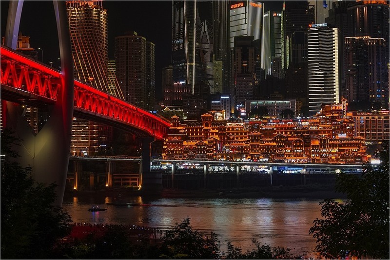 2026年第0024贴-重庆洪崖洞江边纪实旅拍（0108）