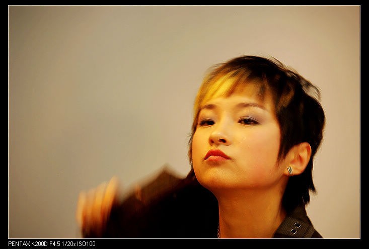 定格瞬间------迷惘的眼神