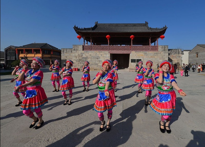古城观舞