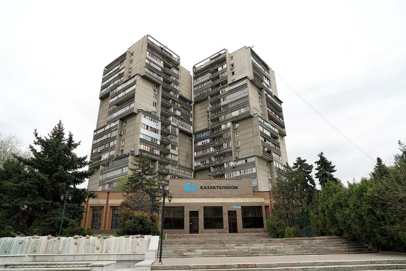 阿拉木图记行：阿尔巴特街+哈萨克斯坦原苏维埃大厦+阿拜剧场