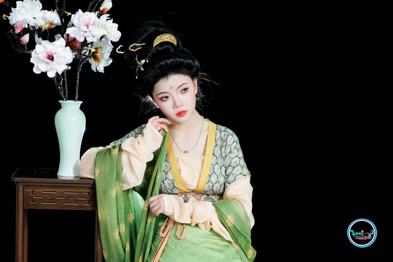 【唐苑玉兰辞】---婷儿