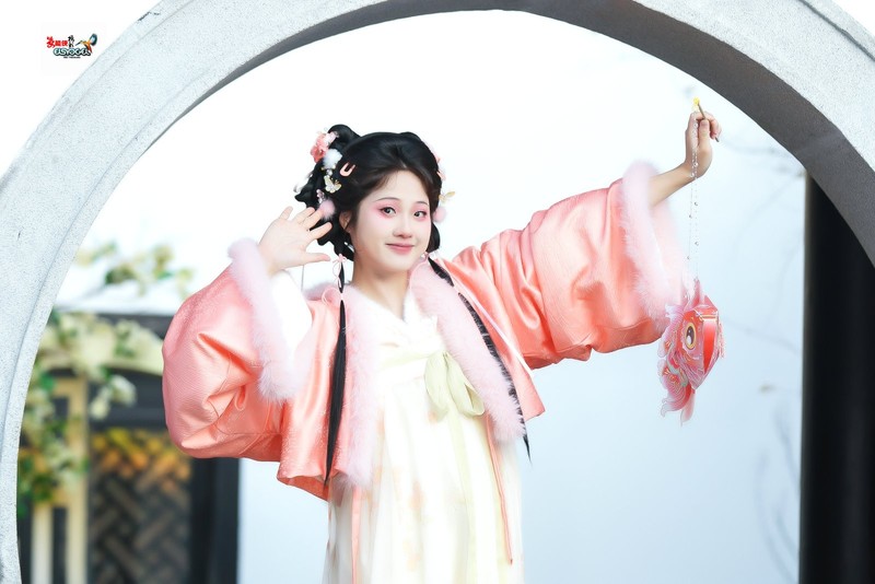 【唐风俏皮公主】---小洁