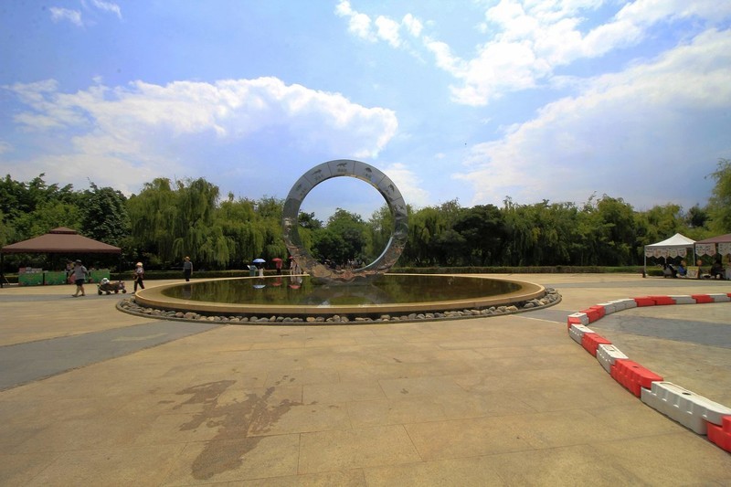 云南抚仙湖（一）