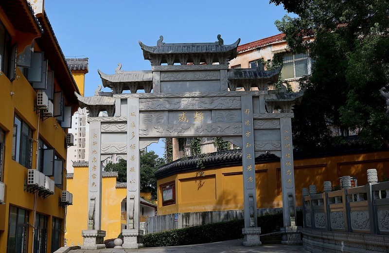 宝通寺一