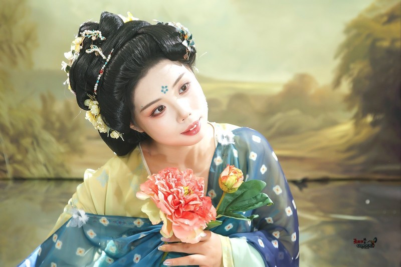 【拈花醉唐风】---金金