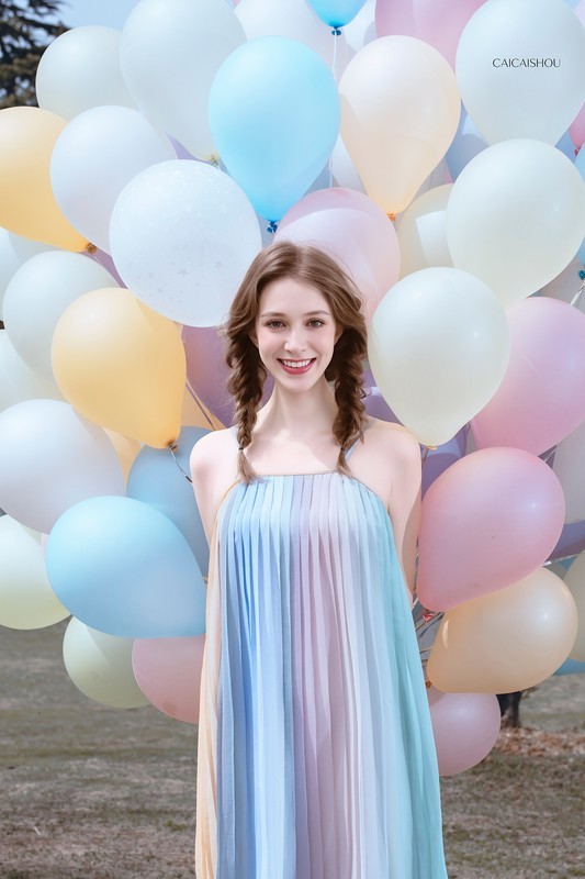 【菜々手摄影】彩虹气球与春日原野