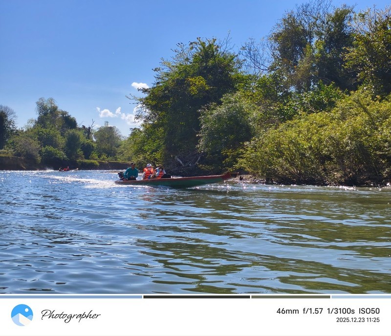 老挝万荣--荣宋河游记
