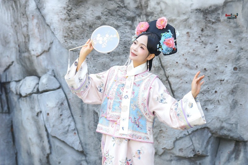 【冬日清汉格格美女】---丰银