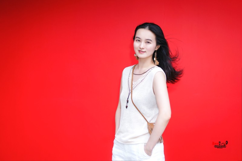 【红墙美女】---沛阳