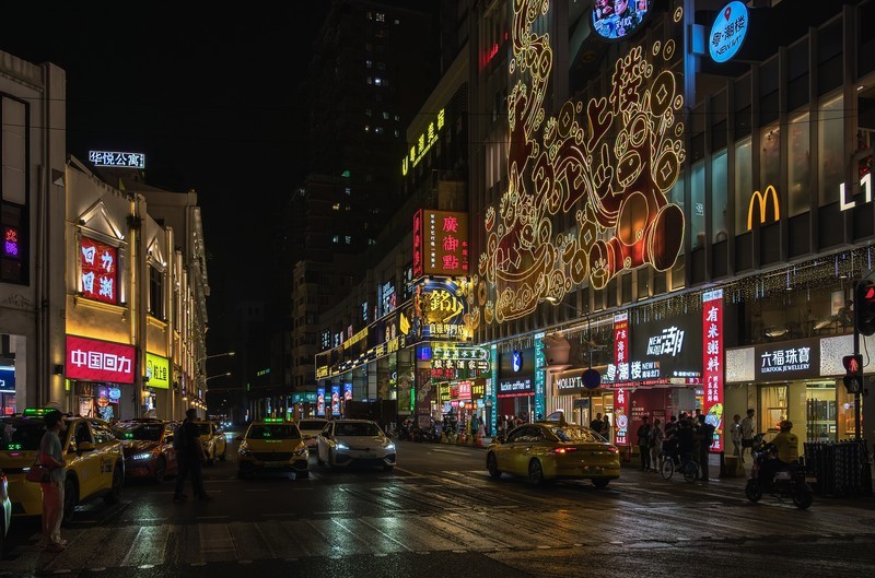 夜拍北京路步行街