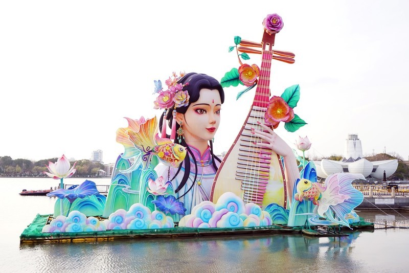 彩灯秀掠影（8）