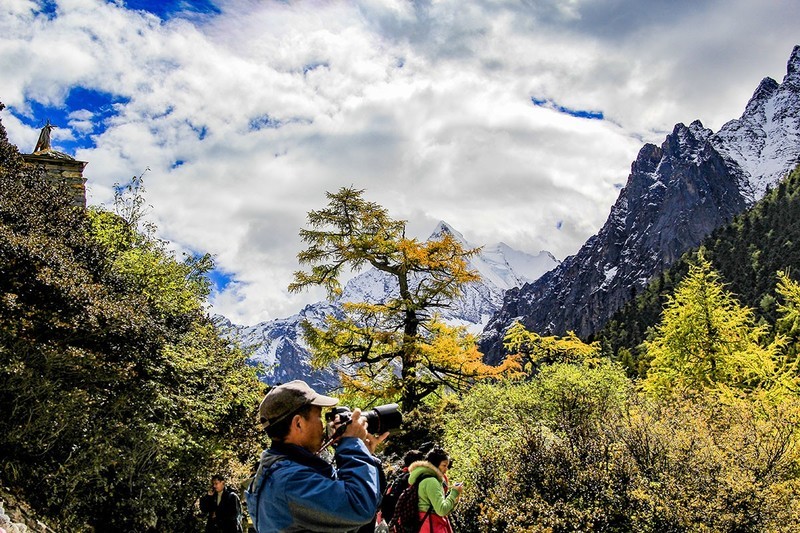 旅游天地（9）-----眺望仙乃日山