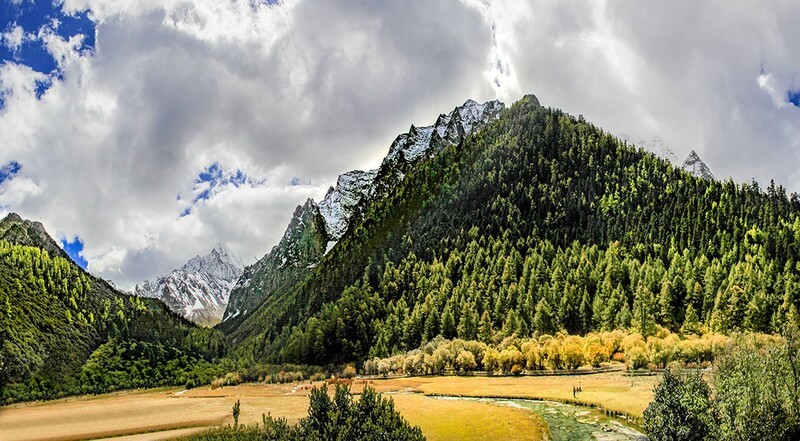 旅游天地（9）-----眺望仙乃日山
