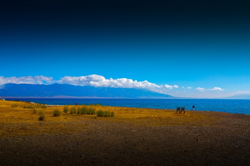 塞里木湖风景 8