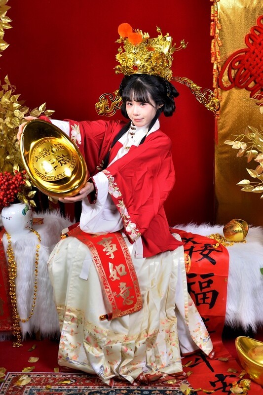 【视觉光影】棚 拍 人 像 （2）恭贺新春