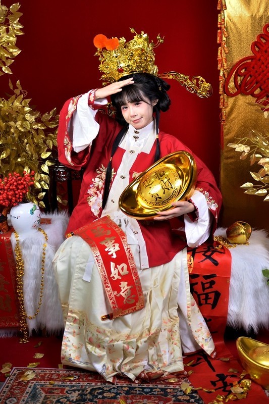 【视觉光影】棚 拍 人 像 （2）恭贺新春