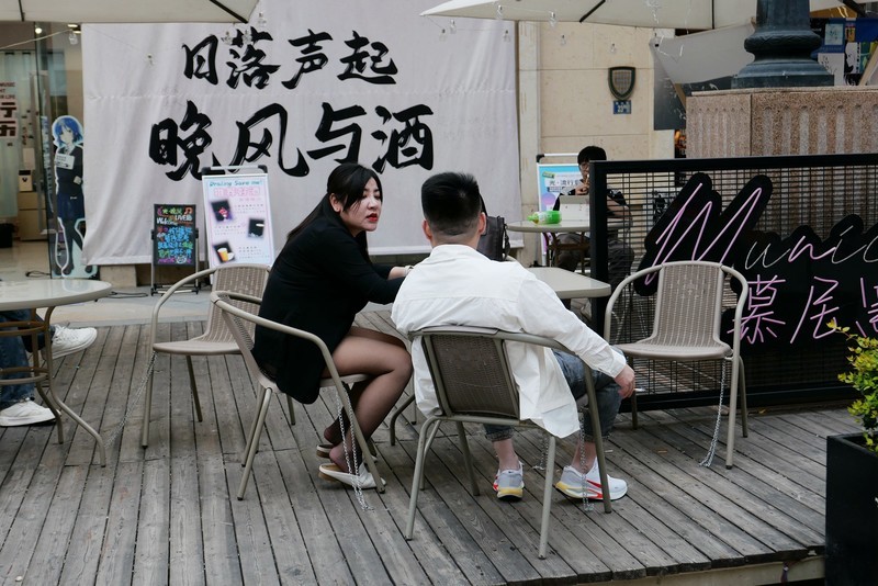 武汉映像----五一节的光谷步行街！