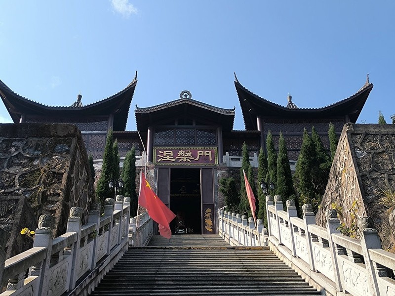 漫步星城 （976）静听梵音