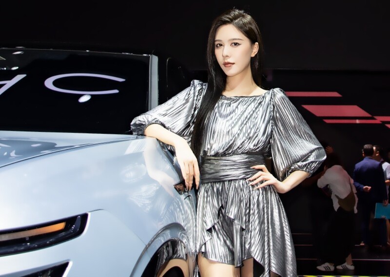 2025.8.29，成都28届国际车展模特照片8（人像）。